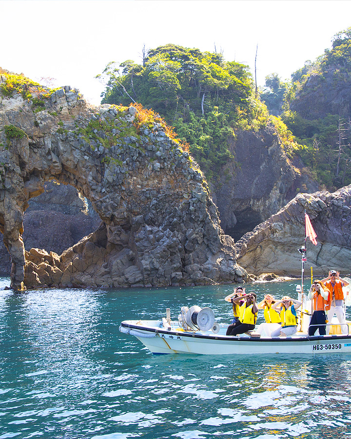 A tour of Tajima's beauty and history